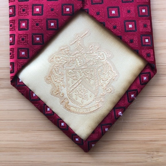 Donald J Trump Collection Silk Tie In Dark Red - Picture 3 of 6